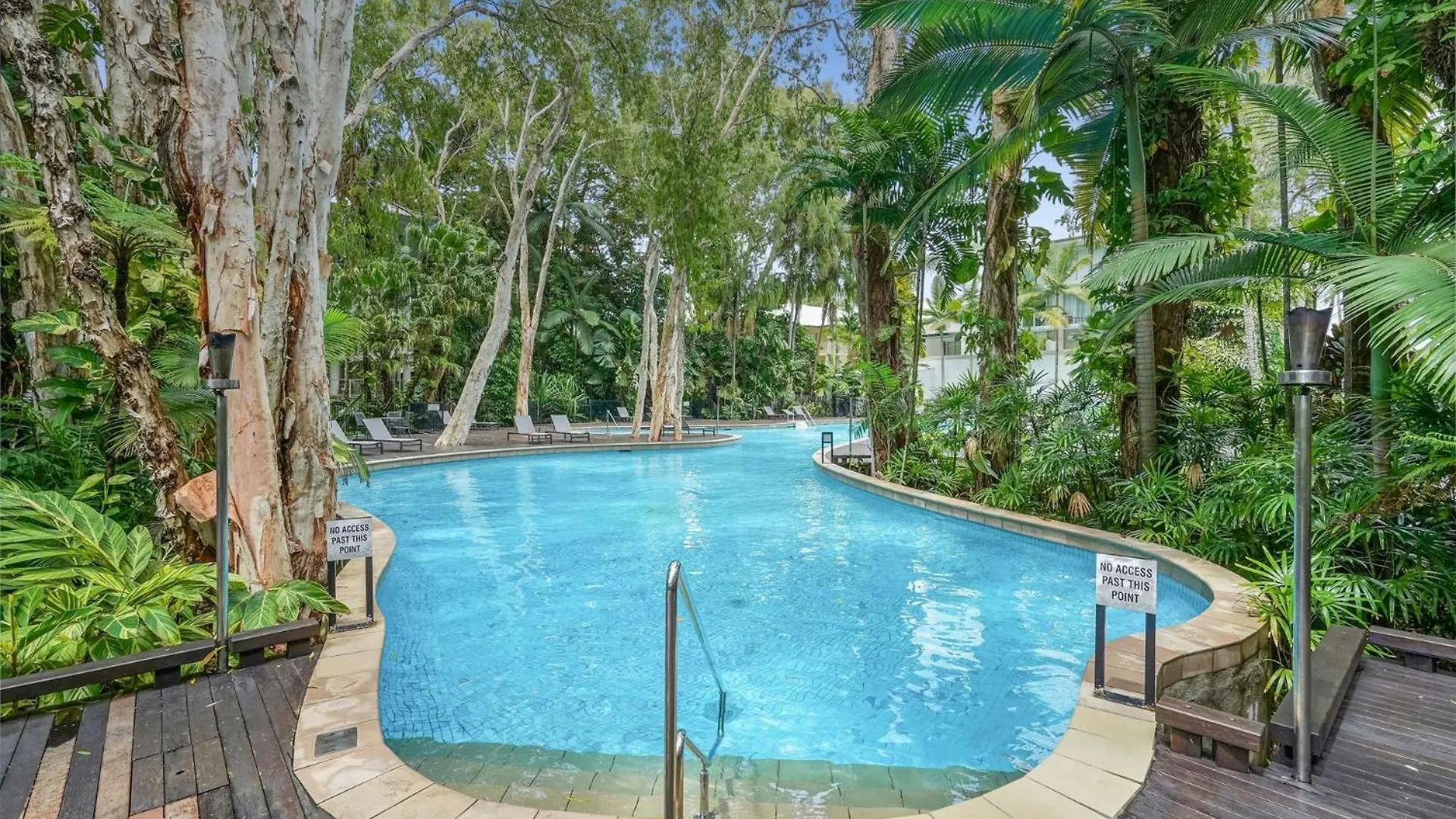 Belle Escapes Drift Beachfront Resort Suite 2202 بالم كوف شقة